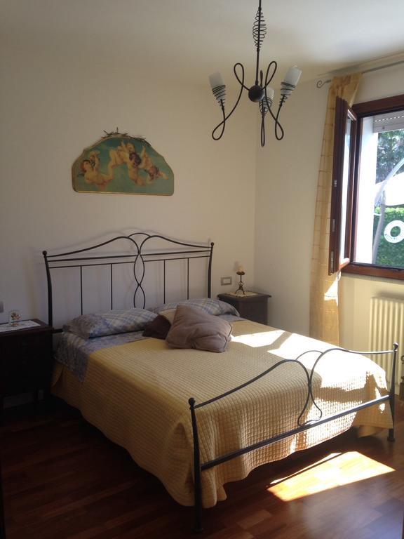 Da Debbie San Giovanni In Marignano Habitación foto